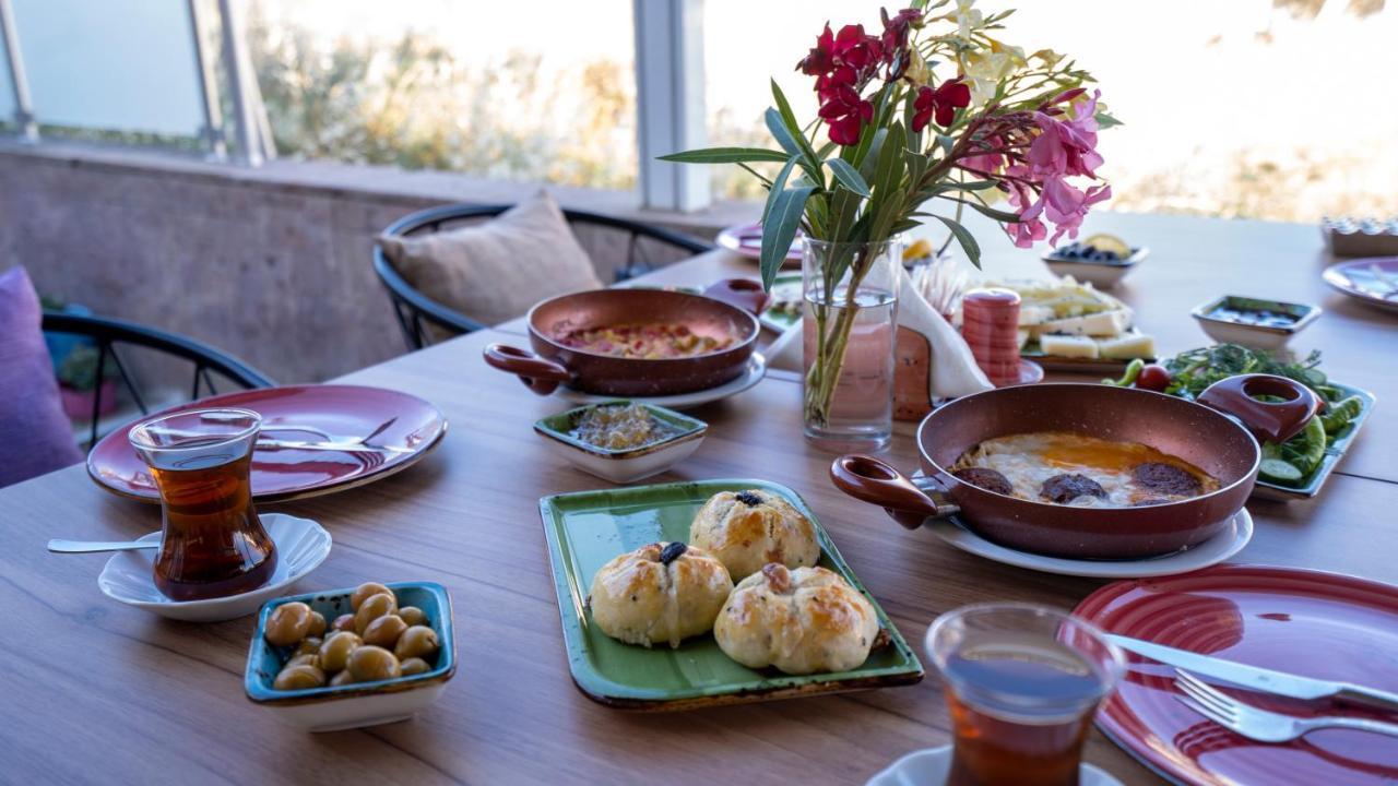 Ebruli Hotel Cunda Ayvalı Zewnętrze zdjęcie